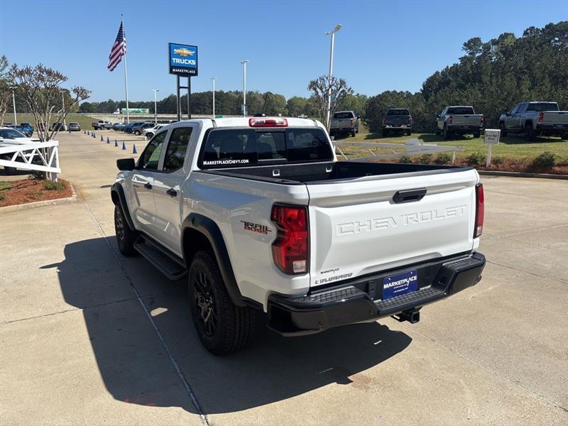 Chevrolet Colorado Trail Boss Crew Cab 4WD 2026