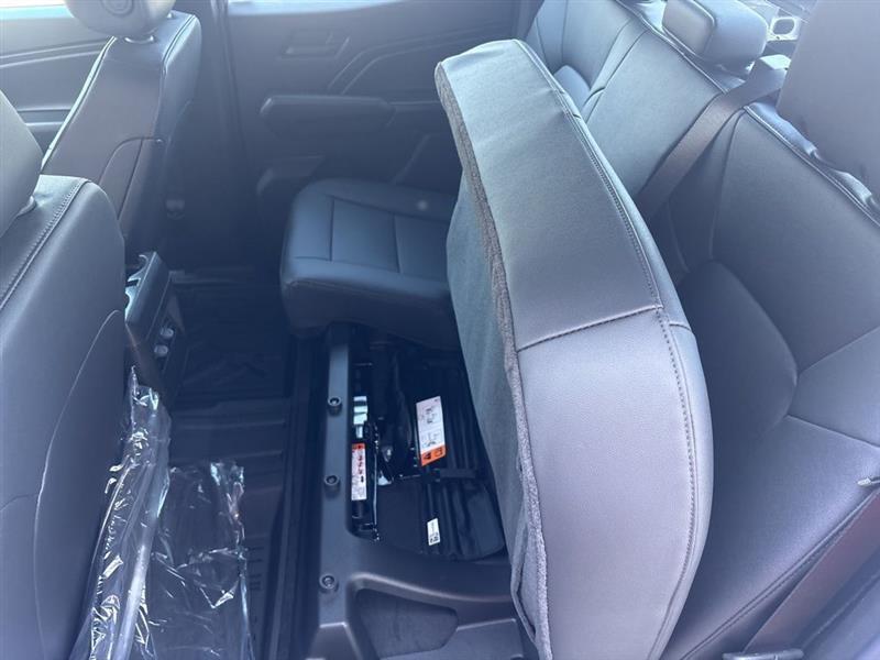 Chevrolet Colorado Trail Boss Crew Cab 4WD 2026