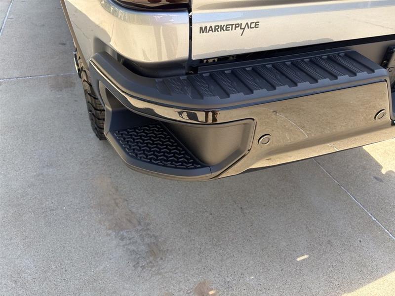 Chevrolet Silverado 2500HD LTZ Crew Cab Long Box 4WD 2026