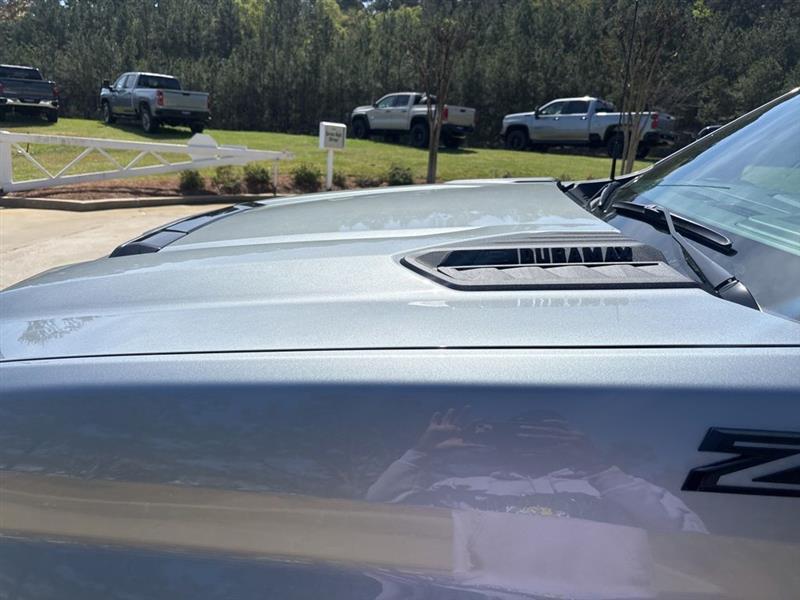 Chevrolet Silverado 2500HD LTZ Crew Cab Long Box 4WD 2026