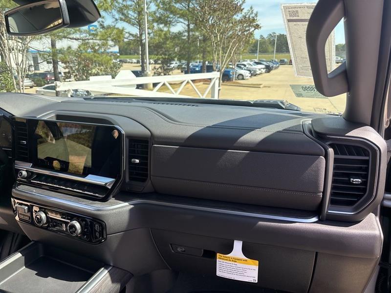 Chevrolet Silverado 2500HD LTZ Crew Cab Long Box 4WD 2026