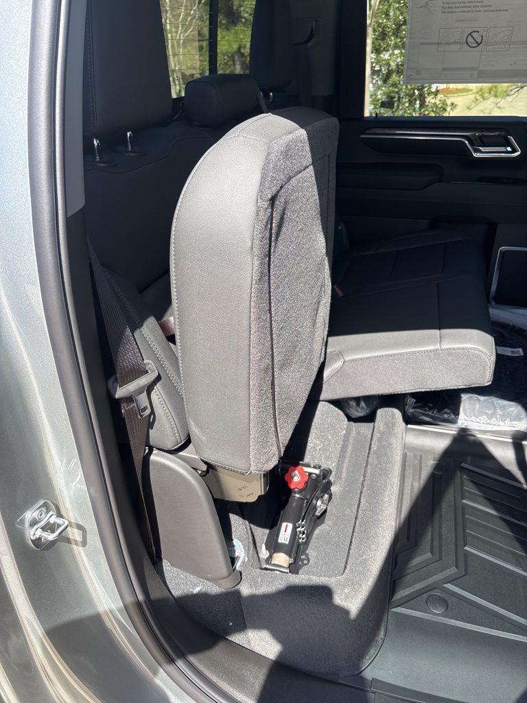 Chevrolet Silverado 2500HD LTZ Crew Cab Long Box 4WD 2026