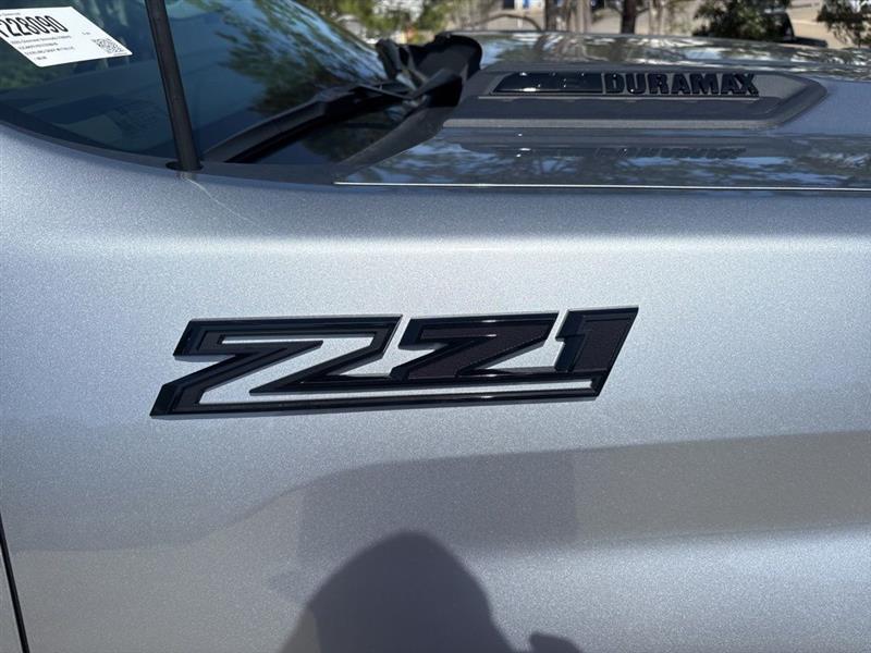 Chevrolet Silverado 2500HD LTZ Crew Cab Long Box 4WD 2026