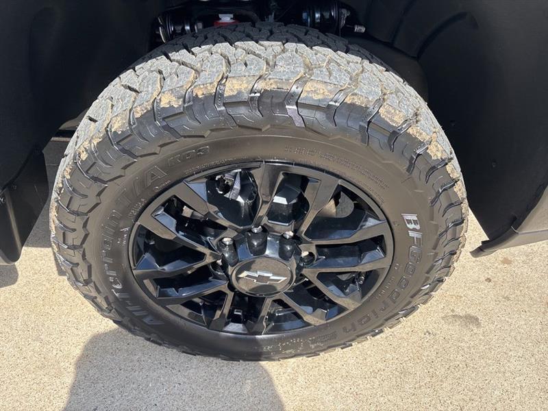 Chevrolet Silverado 2500HD LTZ Crew Cab Long Box 4WD 2026