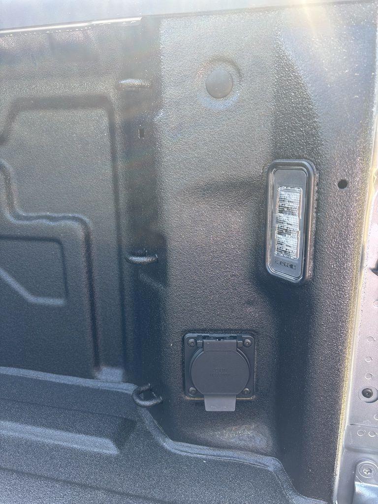 Chevrolet Silverado 2500HD LTZ Crew Cab Long Box 4WD 2026