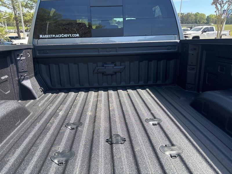 Chevrolet Silverado 2500HD LTZ Crew Cab Long Box 4WD 2026