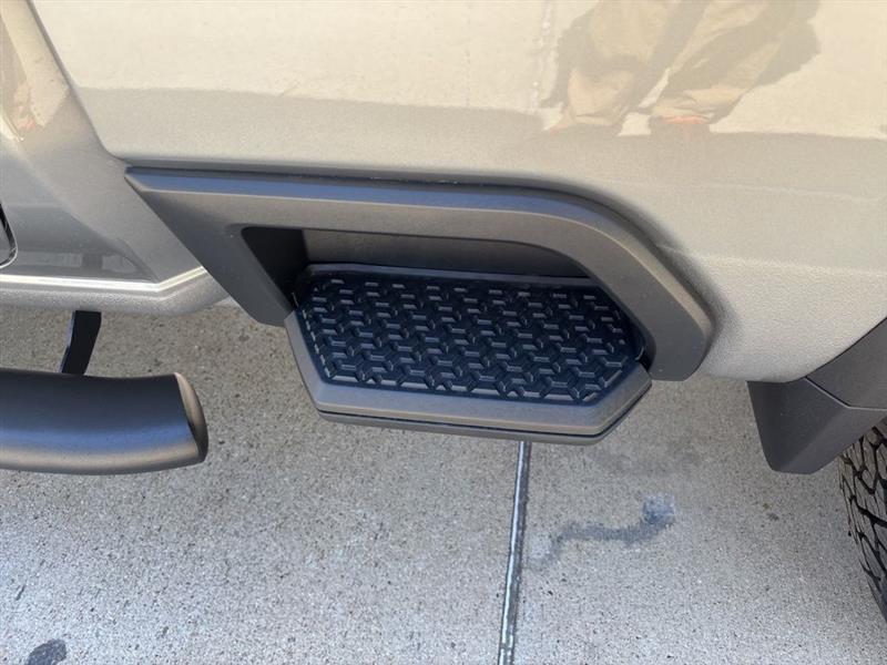 Chevrolet Silverado 2500HD LTZ Crew Cab Long Box 4WD 2026