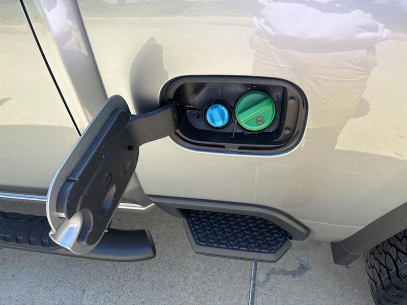 Chevrolet Silverado 2500HD LTZ Crew Cab Long Box 4WD 2026