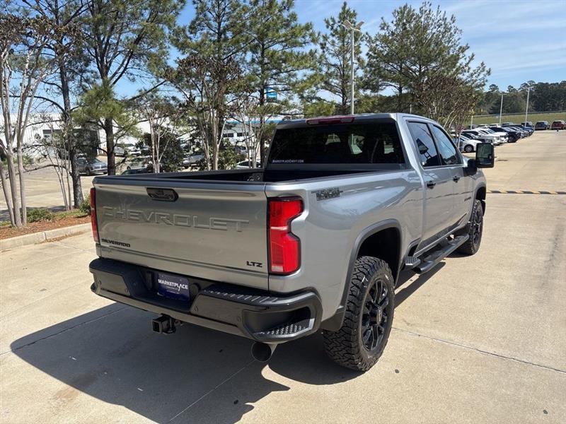 Chevrolet Silverado 2500HD LTZ Crew Cab Long Box 4WD 2026