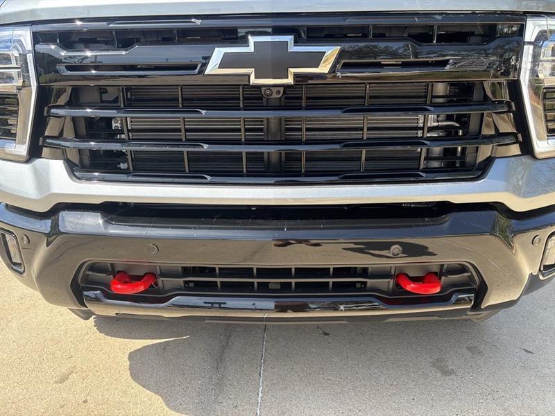 Chevrolet Silverado 2500HD LTZ Crew Cab Long Box 4WD 2026