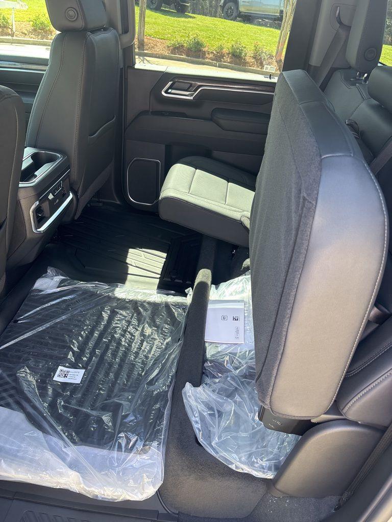 Chevrolet Silverado 2500HD LTZ Crew Cab Long Box 4WD 2026