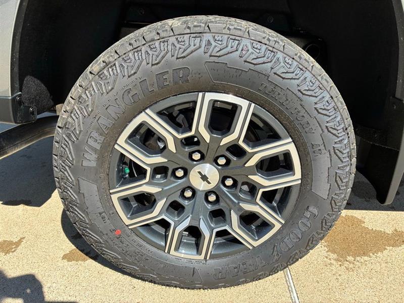 Chevrolet Colorado Z71 Crew Cab 4WD 2026