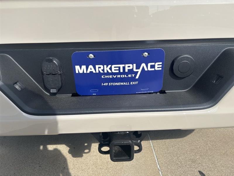 Chevrolet Silverado 1500 RST Crew Cab 4WD 2026