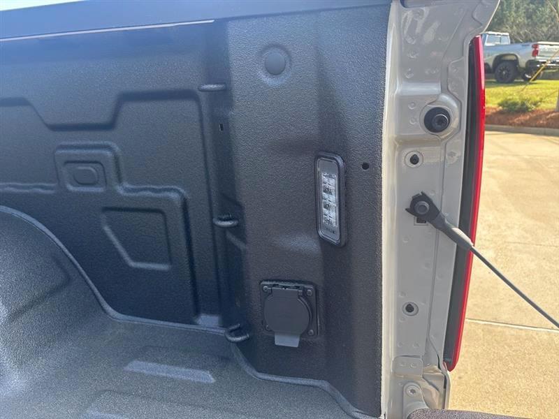 Chevrolet Silverado 1500 RST Crew Cab 4WD 2026