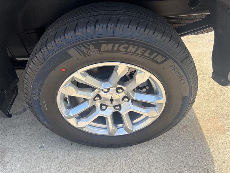 Chevrolet Silverado 1500 RST Crew Cab 4WD 2026