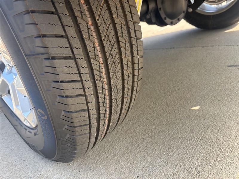 Chevrolet Silverado 1500 RST Crew Cab 4WD 2026