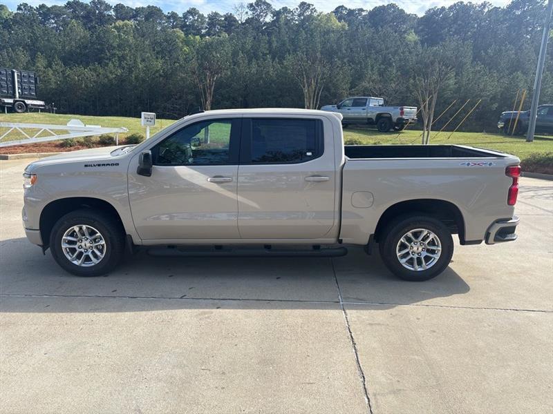 Chevrolet Silverado 1500 RST Crew Cab 4WD 2026