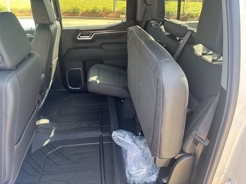 Chevrolet Silverado 1500 RST Crew Cab 4WD 2026