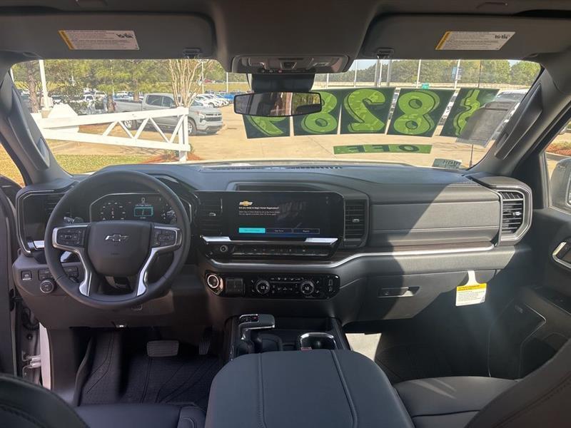 Chevrolet Silverado 1500 RST Crew Cab 4WD 2026