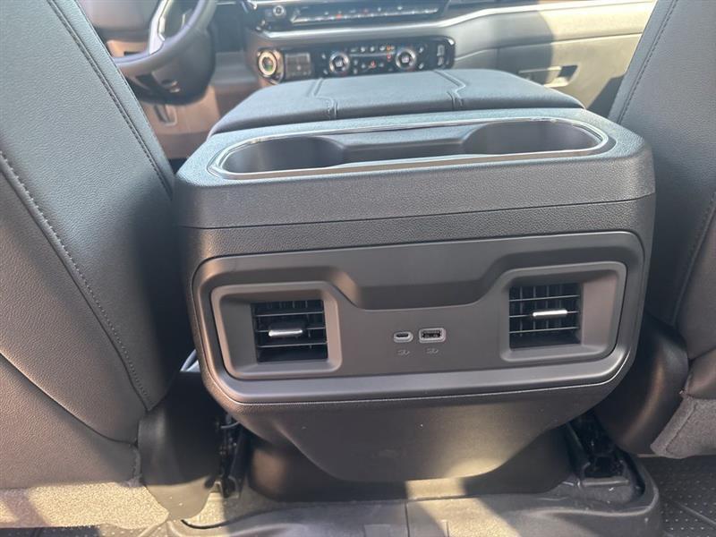 Chevrolet Silverado 1500 RST Crew Cab 4WD 2026