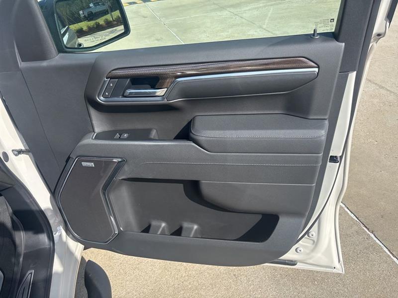 Chevrolet Silverado 1500 RST Crew Cab 4WD 2026