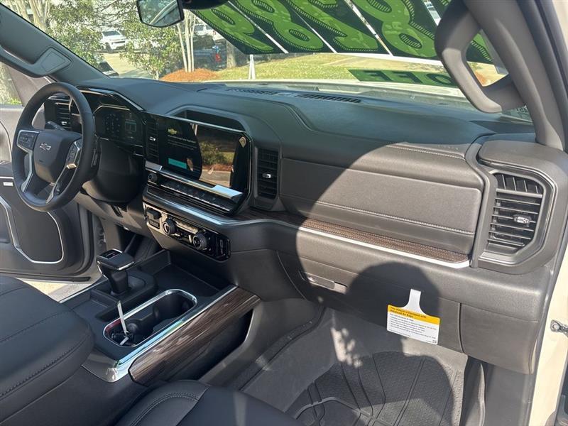 Chevrolet Silverado 1500 RST Crew Cab 4WD 2026