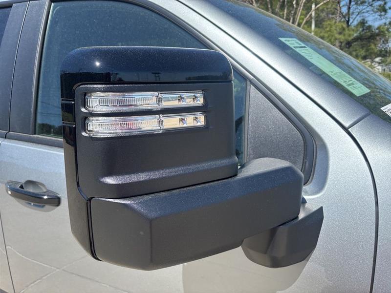 Chevrolet Silverado 2500HD LT Crew Cab Long Box 4WD 2026