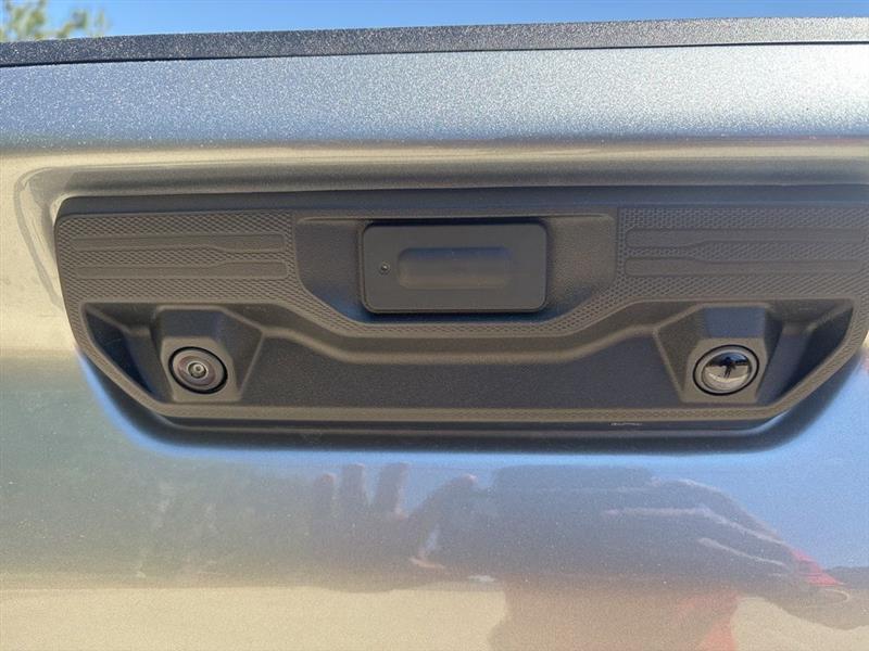 Chevrolet Silverado 2500HD LT Crew Cab Long Box 4WD 2026