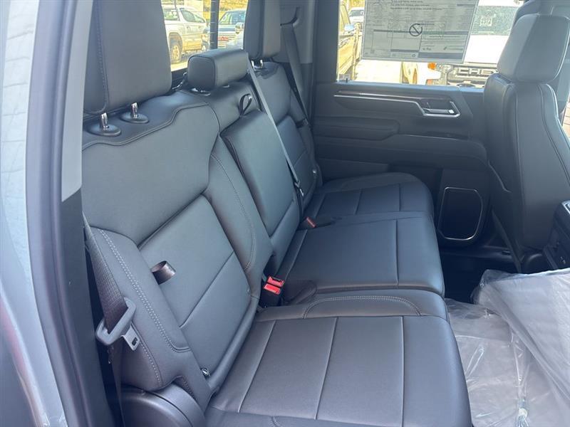 Chevrolet Silverado 2500HD LT Crew Cab Long Box 4WD 2026