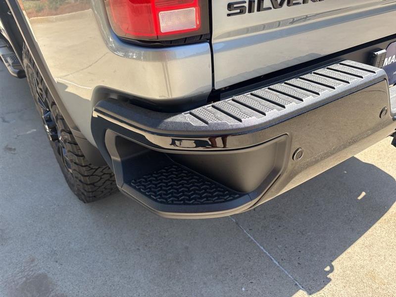 Chevrolet Silverado 2500HD LT Crew Cab Long Box 4WD 2026