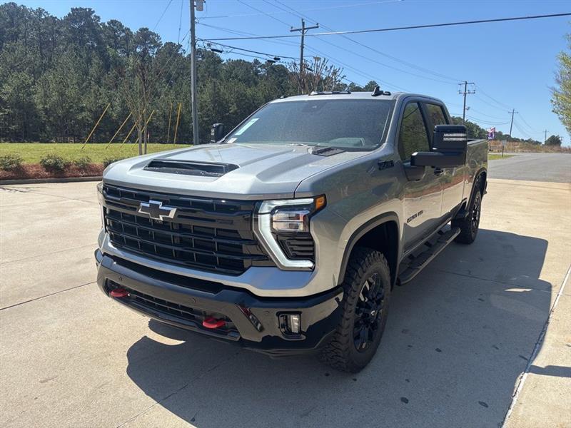 Chevrolet Silverado 2500HD LT Crew Cab Long Box 4WD 2026