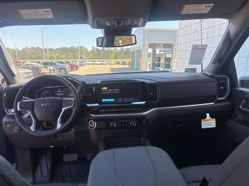 Chevrolet Silverado 2500HD LT Crew Cab Long Box 4WD 2026