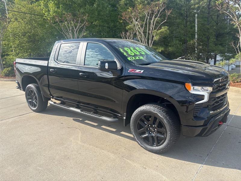Chevrolet Silverado 1500 Trail Boss LT Crew Cab 4WD 2026