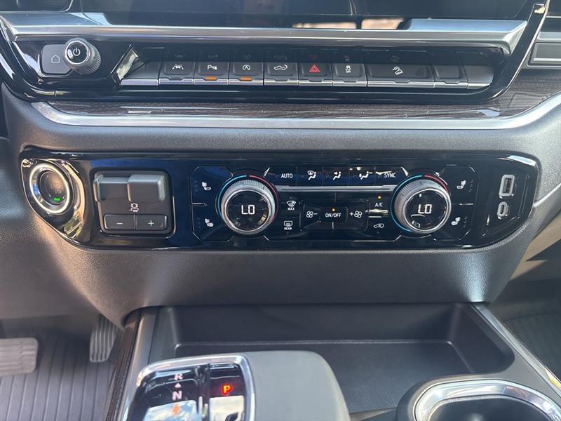 Chevrolet Silverado 1500 Trail Boss LT Crew Cab 4WD 2026