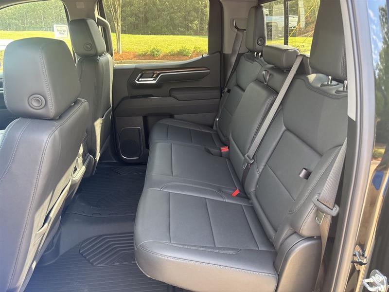 Chevrolet Silverado 1500 Trail Boss LT Crew Cab 4WD 2026