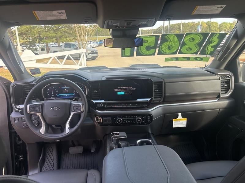 Chevrolet Silverado 1500 Trail Boss LT Crew Cab 4WD 2026