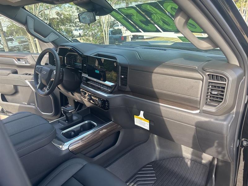 Chevrolet Silverado 1500 Trail Boss LT Crew Cab 4WD 2026