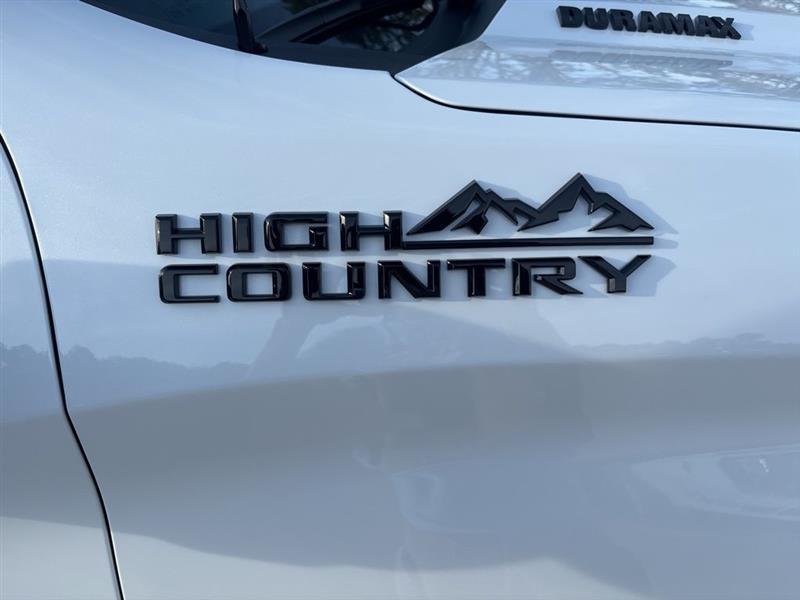 Chevrolet Silverado 1500 High Country Crew Cab 4WD 2026