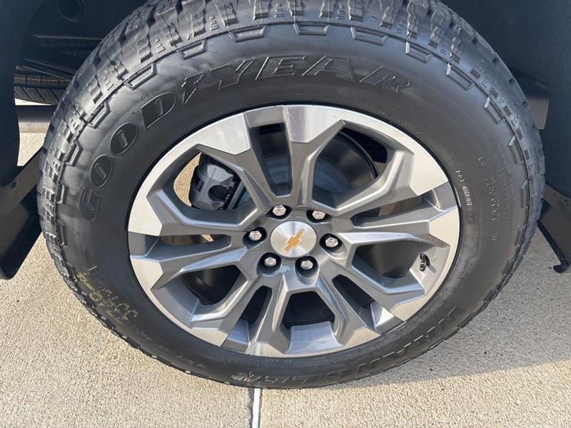 Chevrolet Silverado 1500 High Country Crew Cab 4WD 2026