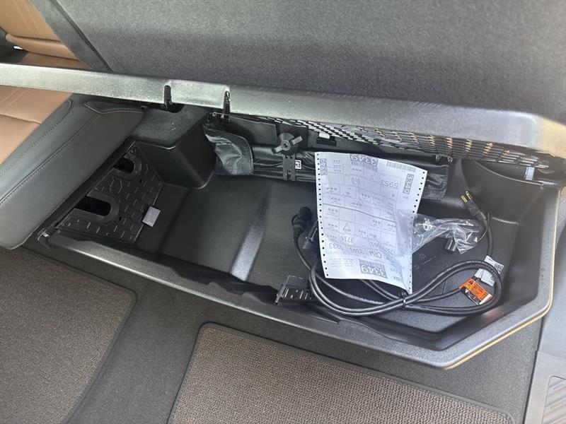 Chevrolet Silverado 1500 High Country Crew Cab 4WD 2026