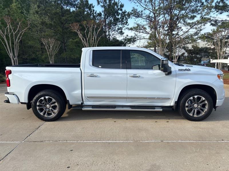 Chevrolet Silverado 1500 High Country Crew Cab 4WD 2026