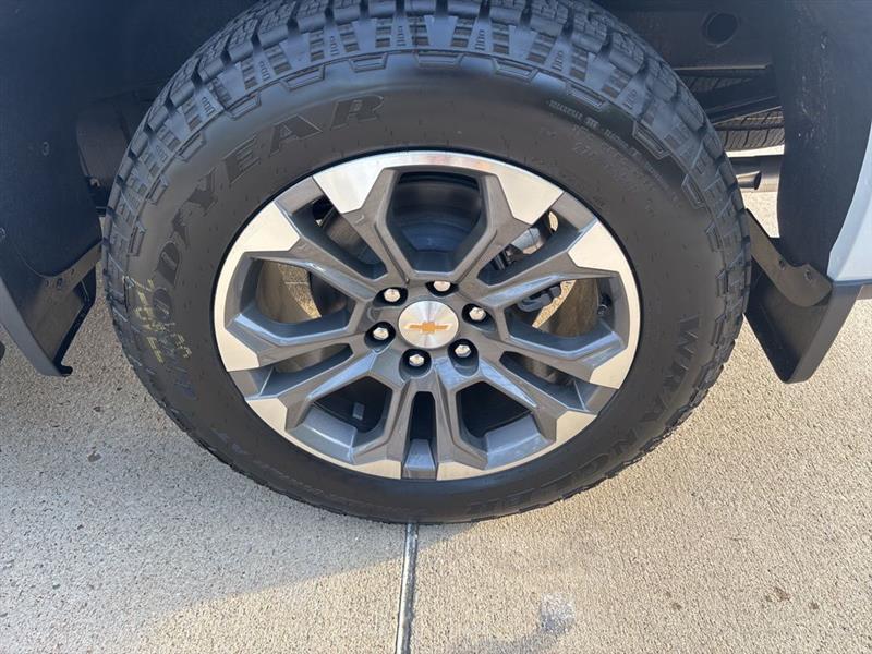 Chevrolet Silverado 1500 High Country Crew Cab 4WD 2026