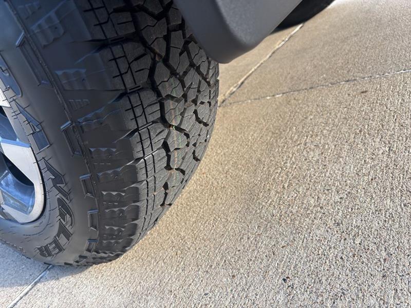 Chevrolet Silverado 1500 High Country Crew Cab 4WD 2026