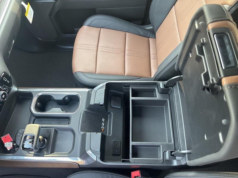 Chevrolet Silverado 1500 High Country Crew Cab 4WD 2026