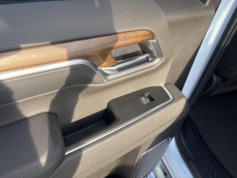 Chevrolet Silverado 1500 High Country Crew Cab 4WD 2026