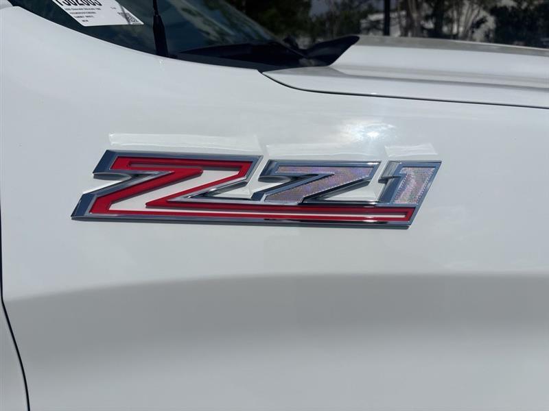 Chevrolet Silverado 1500 LT Crew Cab 4WD 2026