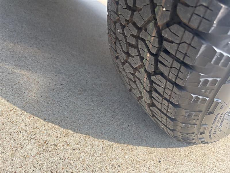 Chevrolet Silverado 1500 LT Crew Cab 4WD 2026