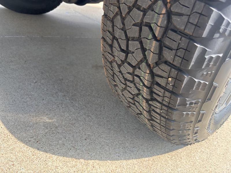 Chevrolet Silverado 1500 LT Crew Cab 4WD 2026