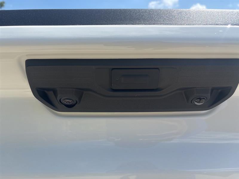 Chevrolet Silverado 1500 LT Crew Cab 4WD 2026