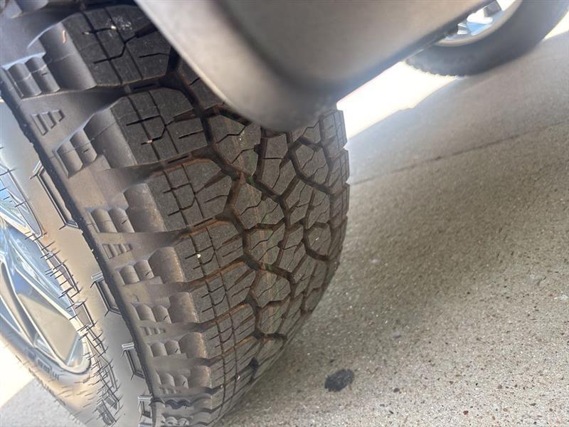 Chevrolet Silverado 1500 LT Crew Cab 4WD 2026